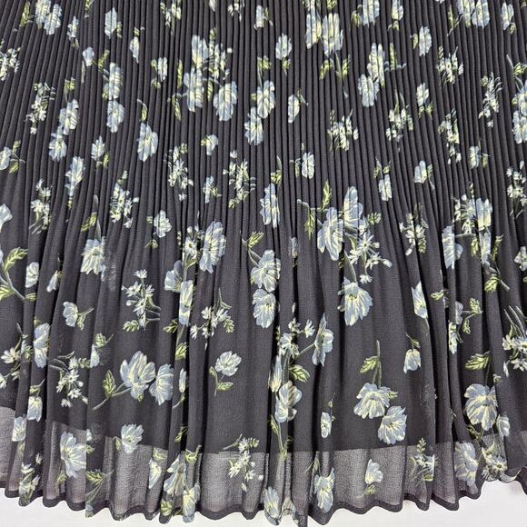 MNG Mango Womens Pleated Floral Blouse Relaxed Necktie Black Cottage Romantic 6 - Picture 12 of 16